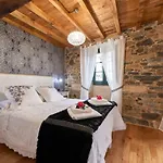Casa Entera A Ferradura * Melide